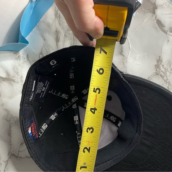 Toronto Blue Jays Hat Cap Fitted Boys 6 3/8 Black MLB Baseball New Era Kids - Picture 8 of 8